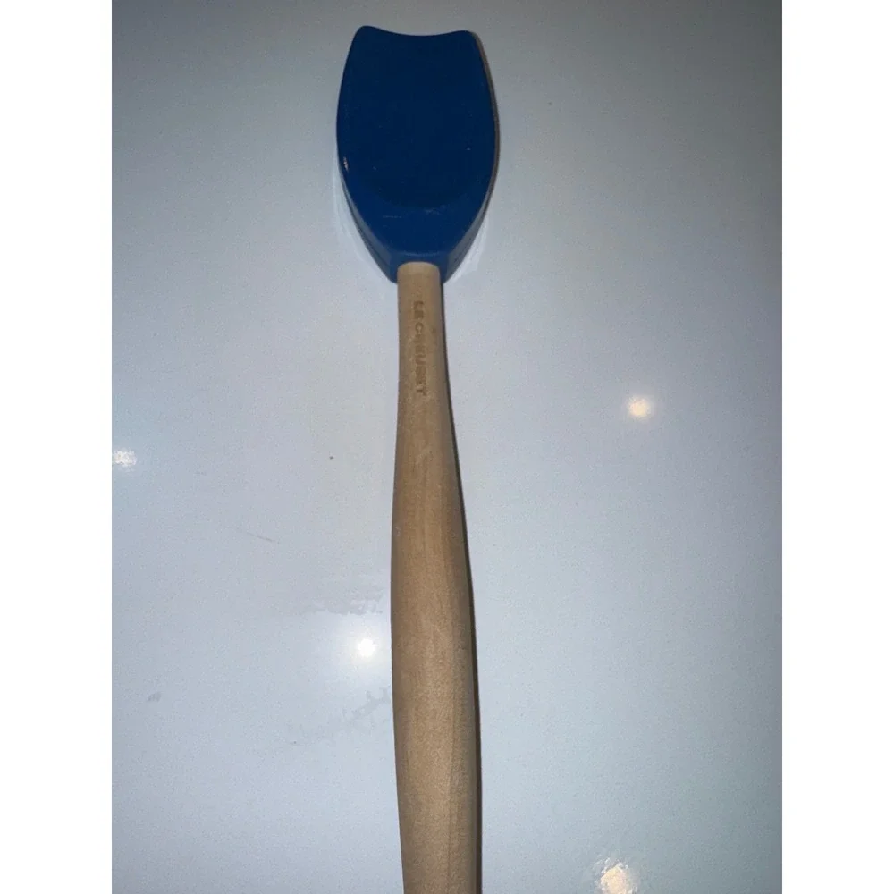Le‎ Creuset Silicone Spoonula Blue Wood Handle Baking Cooking Kitchen